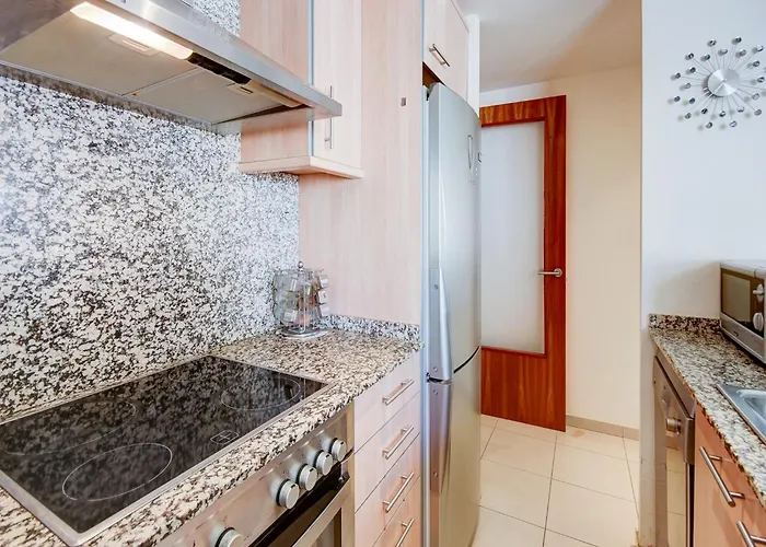 In With Beachfront Views * 罗萨斯