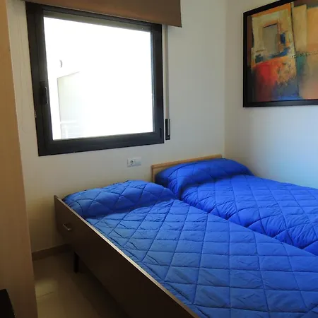 Apartman In With Beachfront Views