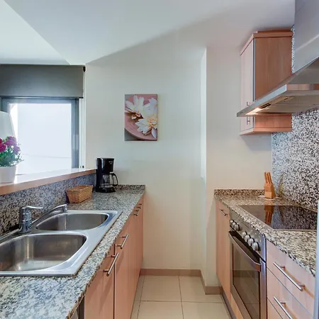 In With Beachfront Views Apartman Roses